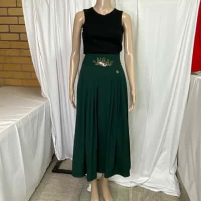 Hammerschmid traditional Austrian women’s  Size 12/14 Midi Skirt Green 