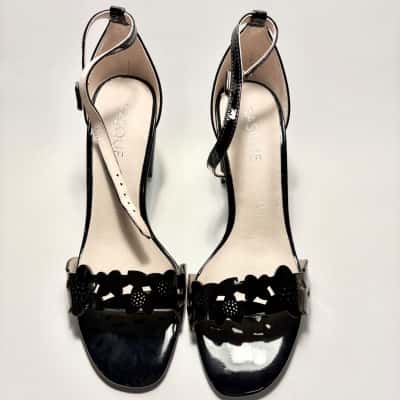 BNIB Basque Size 38 Black Heels