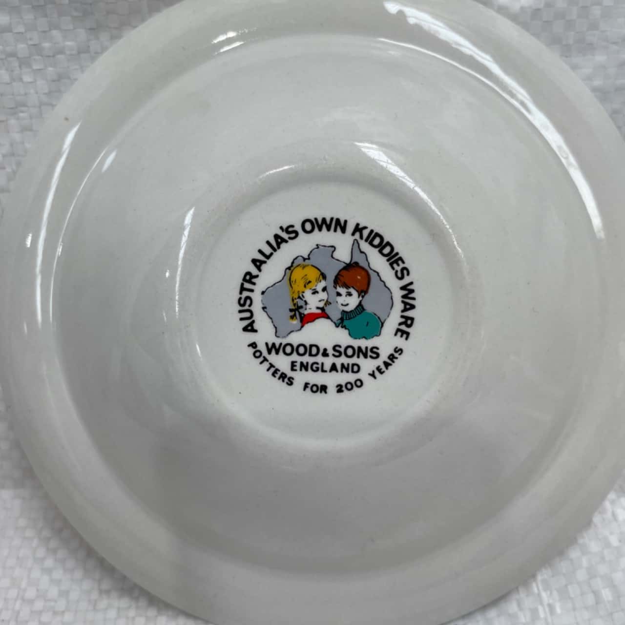 Wood & Sons. Australia’s own kiddies Ware. 3 piece Crockery Set.(s)