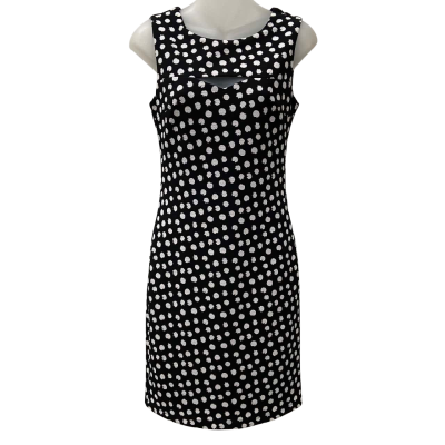 Stella - Pencil Style Dress in Black & White with keyhole - Size 6