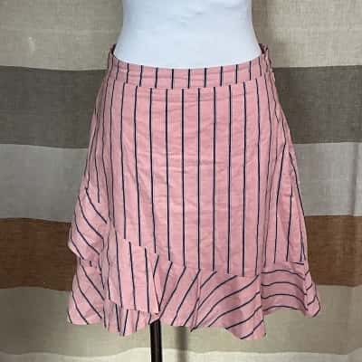Portmans Womens  Size 12 Ruffled Hemline Skirt Black  / Pink  / Striped / White 