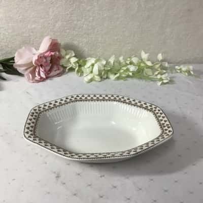 Wm Adams & Sons Real English Ironstone Sharon Brown Shamrock Pattern Bowl 