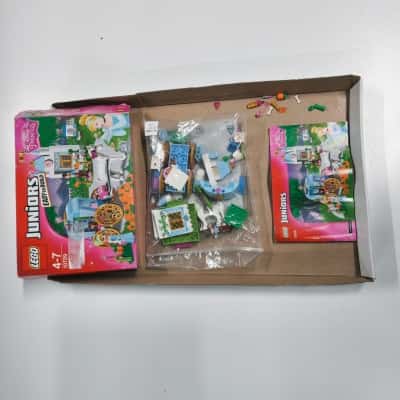 Lego Juniors 10729 Disney Princess Preowned As Is 
