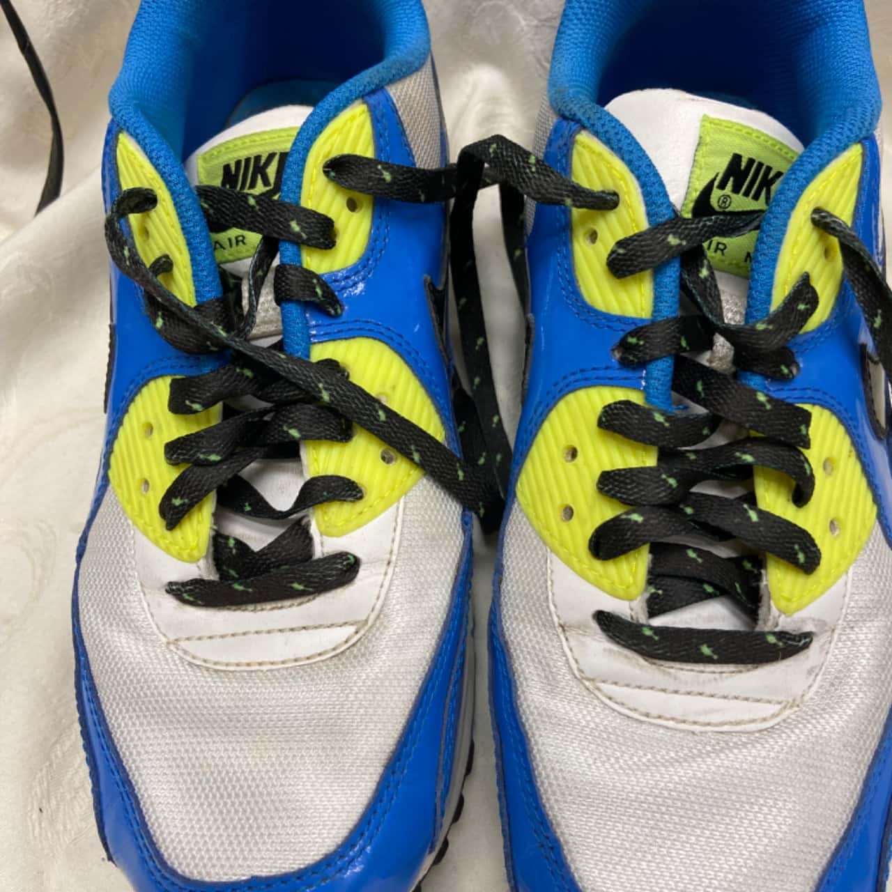 nike women's shoes blue and green