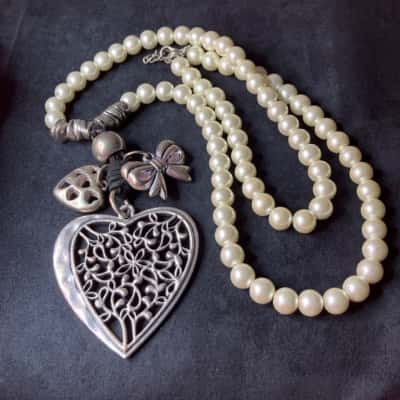  Women's Faux Pearl with Heart and Bow Charms Necklace 