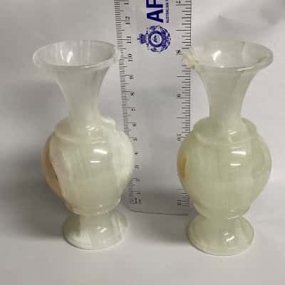 Pair of Onyx Bud Vases 11cm tall EXCELLENT CONDITION 