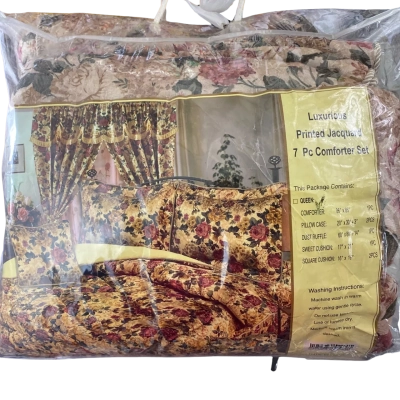 Luxurious Printed Jacquard 7 Pc Comforter Set