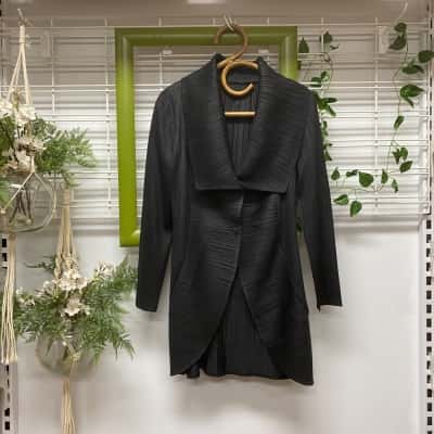  Wise Winner Brand New With Tags Pleated Womens  Size 10 / 12  Jacket Black  
