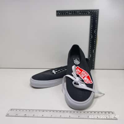 Mens Vans Low Rise As New Size US10 Black 