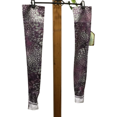  Mika Yoga Wear Made for Movement Leg Warners 