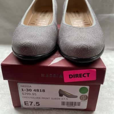 HASSIA Womens  Size 7.5 Heels Silver 