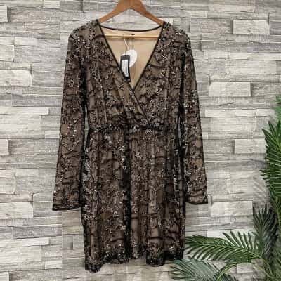 Boohoo Womens  Size 16 Midi Dress Beige / Black  