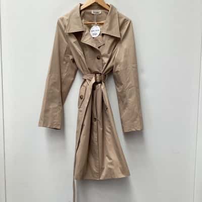 New-  Womens  Size 16 Trench Coat Beige 