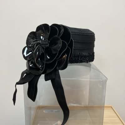 Mimco pill box hat Womens  Size One Size Black  