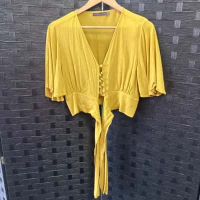 Mister Zimi Womens  Size 12 Button Up Top Mustard / Yellow 
