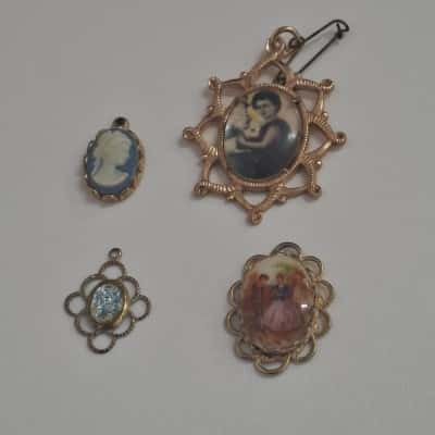 4x goldtone pendant 
