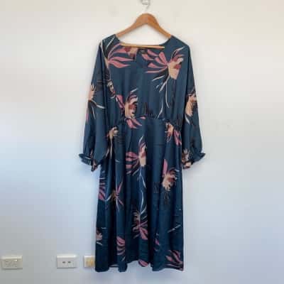 Sara Floral Statement Dress Size 20 