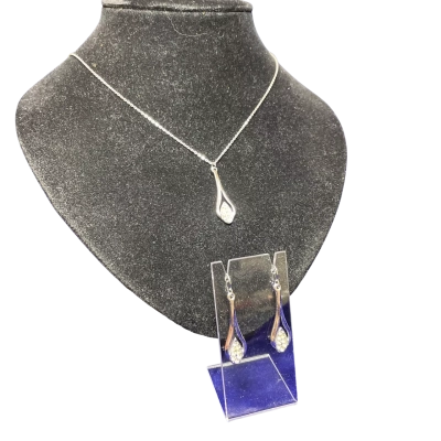 Womens Earrings/42cm Necklace Set Silver Look/White Stones