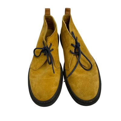 Fred Perry Mid Suede Shoes.  Size 11 
