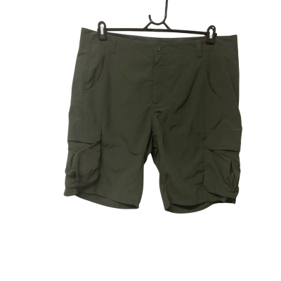Mens Kathmandu Size XL Cargo Shorts Green 