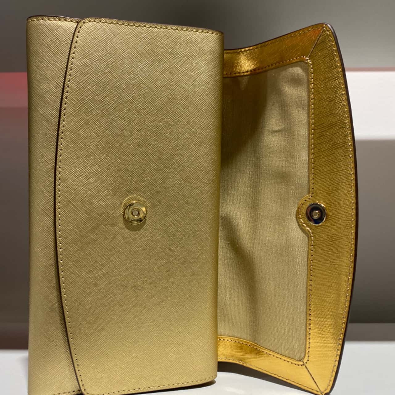 Mimco Womens Travel Wallet Gold