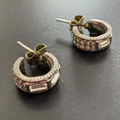 Loop Crystal Stud Earrings 