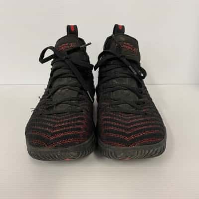 Nike Lebron Fresh Bred - Size 8 