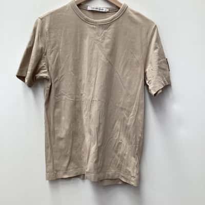 Calvin Klein Jeans Mens  Size S Short Sleeve T-shirt Beige 