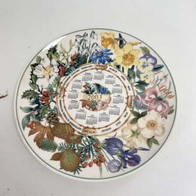 Wedgwood England 2003 Flower Bouquet Calendar Plate