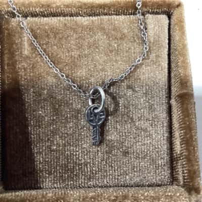  Womens Necklace & Pandora Pendant 