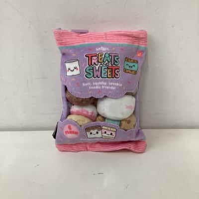 Smiggle Treats & Sweets Marshmallows & Cookies Plush