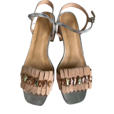 Django & Juliette  Womens  Size 41 Sandals 