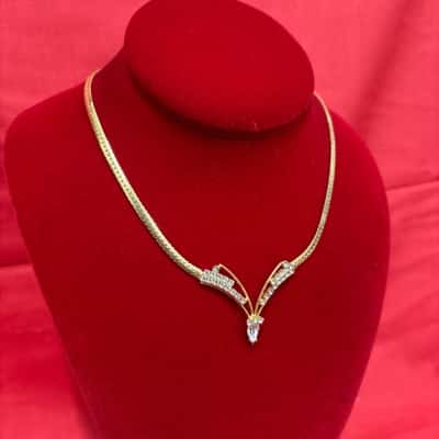  Womens Gold Necklace Vintage Style With A V Shape Design 