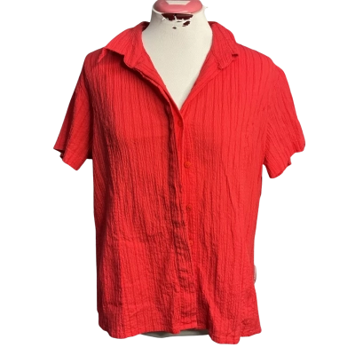 Kathmandu Womens  Size 14 Button Up Top Red 