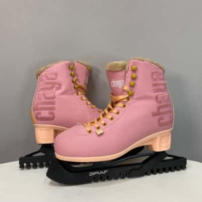 Chaya Women’s Ice Skating Boots-Size 9