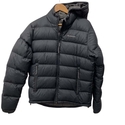 Macpac Unisex  Size S Puffer Jacket Black  