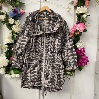 Adidas / Stella McCartney Womens  Size 8 / XS Hooded Jacket / Winter Jacket Purple 