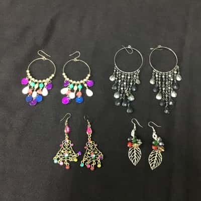 Unbranded Womens 4 Pairs of Beaded Drop Earrings 
