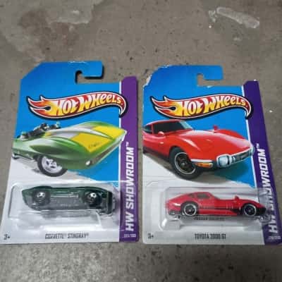 Hot Wheels Showroom x 2