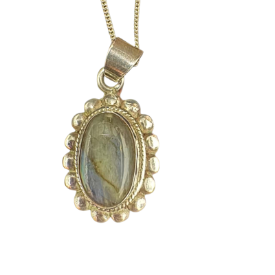  Womens 925 slver chain/ coloured stone in 925 silver setting