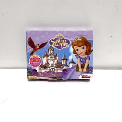 Disney Junior Sofia Magic Phonics Bundle 10x books 2x workbooks original box