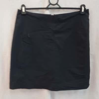 Kathmandu Womens Skorts Size 12 Black  
