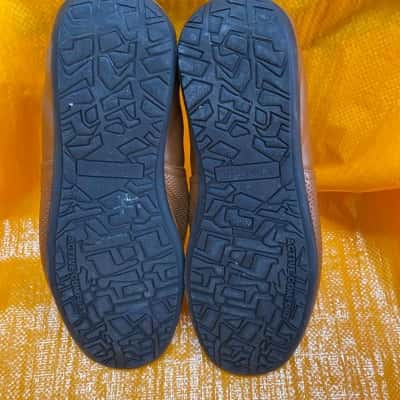  Apache Mens Shoes Size 2