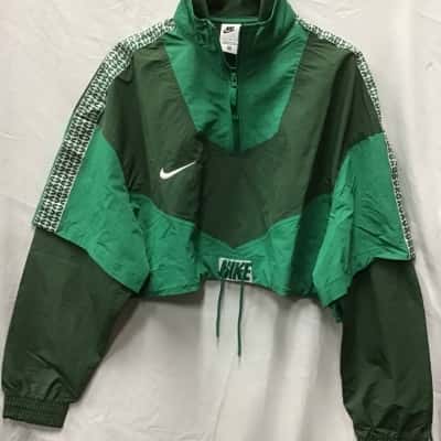 Nike Women’s water repellent crop tracksuit jacket Size L Green 