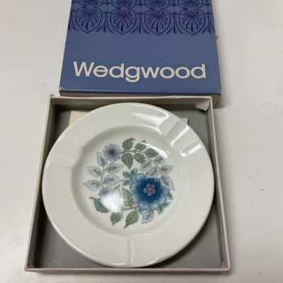 Vintage wedgwood clementine ashtray in original box and wedgewood ice rose vase