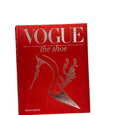 Vogue The Shoe Display Book by Harriet Quick