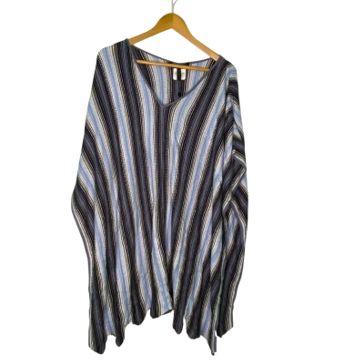 BCBG Max Azria   Womens  Size One Size Poncho Black  / Blue 