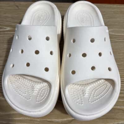 Women’s Crocs Stomp Slides - Colour White Size W6