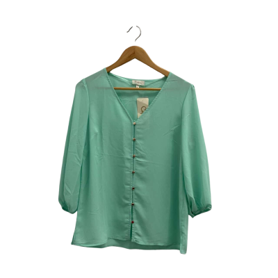 Capture Glacier Button Front Top.  Size 10.  New with tags