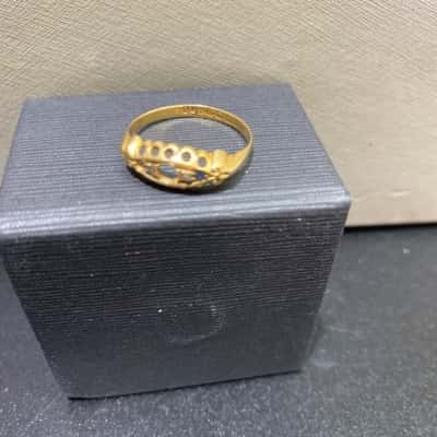 Antique 18 K ring, British made, Edwardian or late -Victoria era, boat shape 